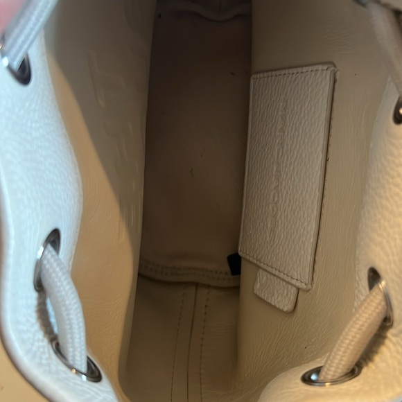 Marc Jacobs White Bucket Bag - Picture 5 of 6